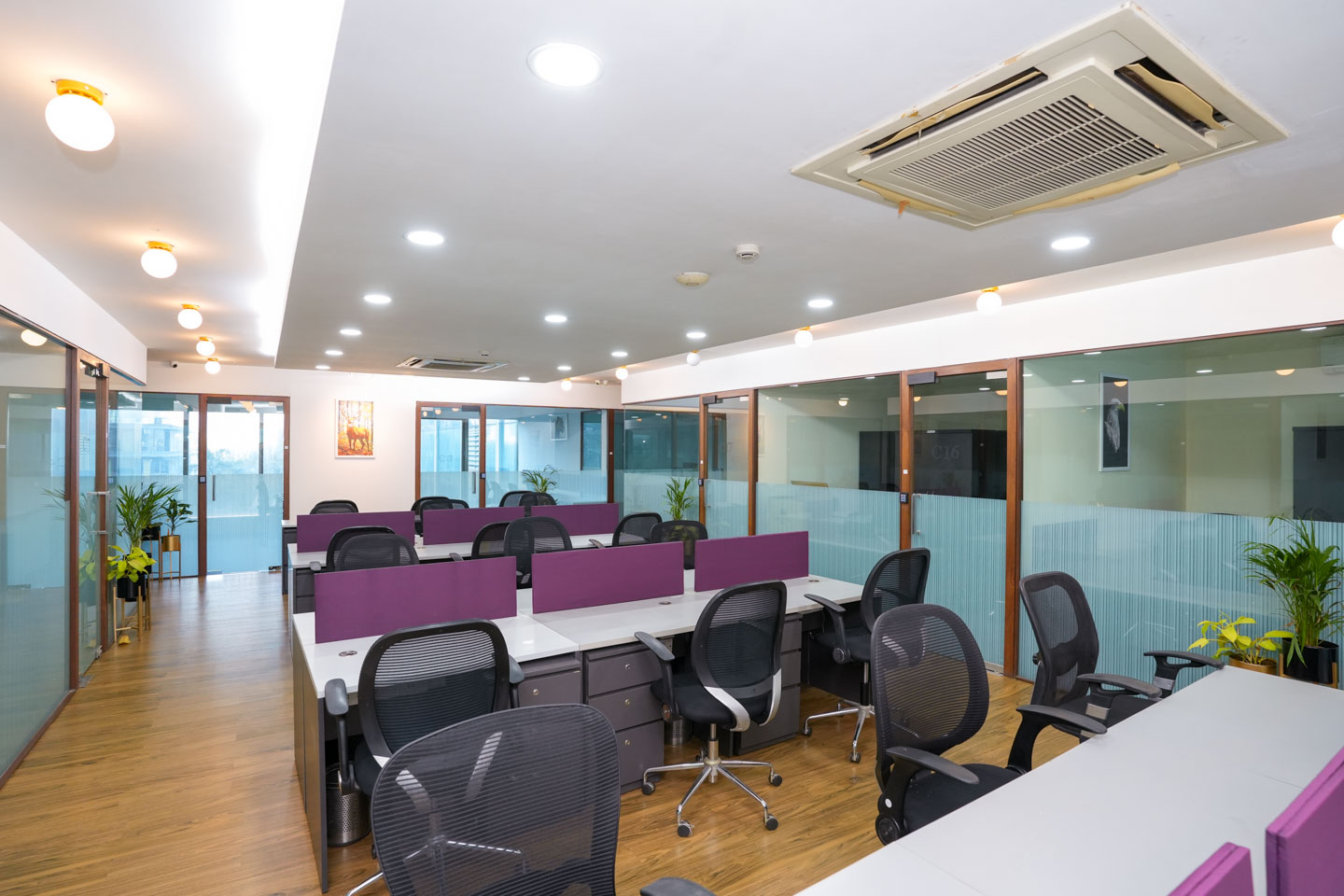 Private Cabins - 8 seater