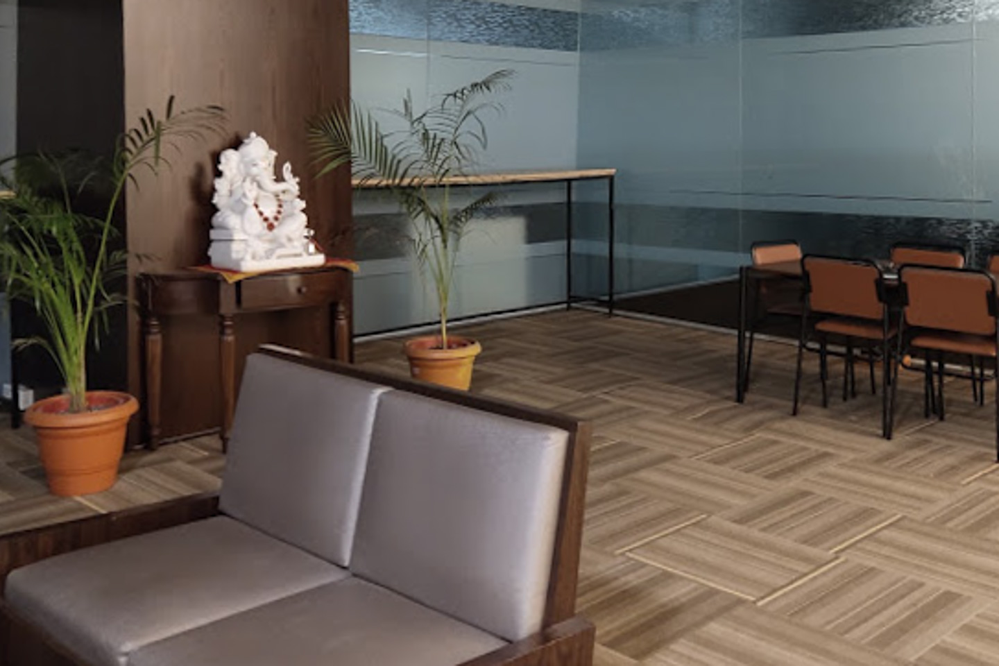 603 The Coworking Space Marathon Innova Corporate Centre workspace