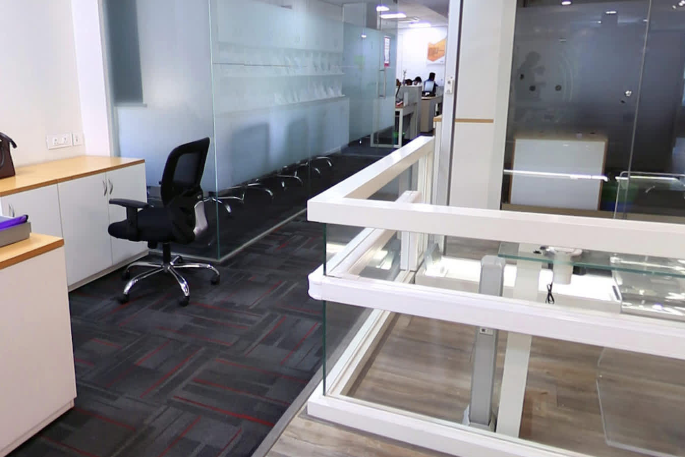 91 Corporate Avenue space
