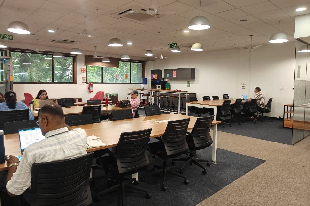 Desk – 91Springboard workspace