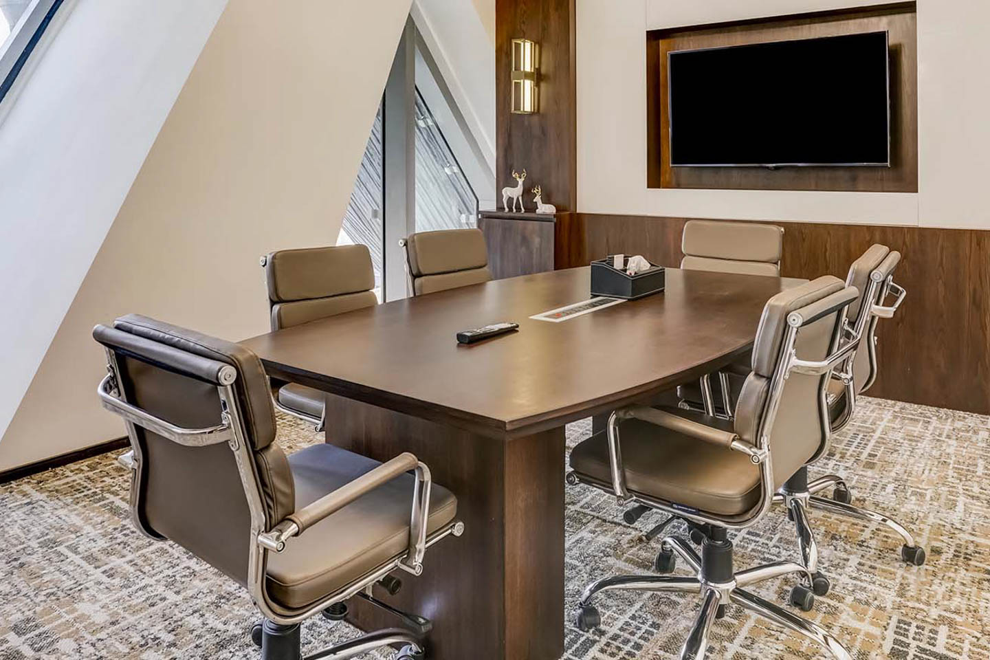 awfis meeting rooms in Cuffe Parade, Mumbai