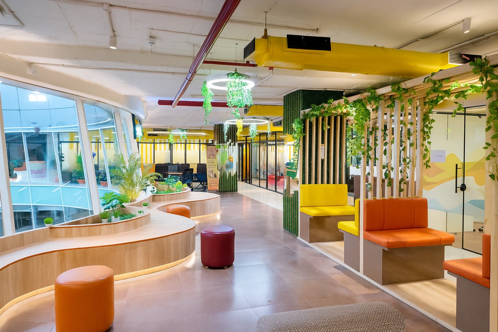 Community Coworks - Akruti Trade Center coworking space in Andheri East, Mumbai