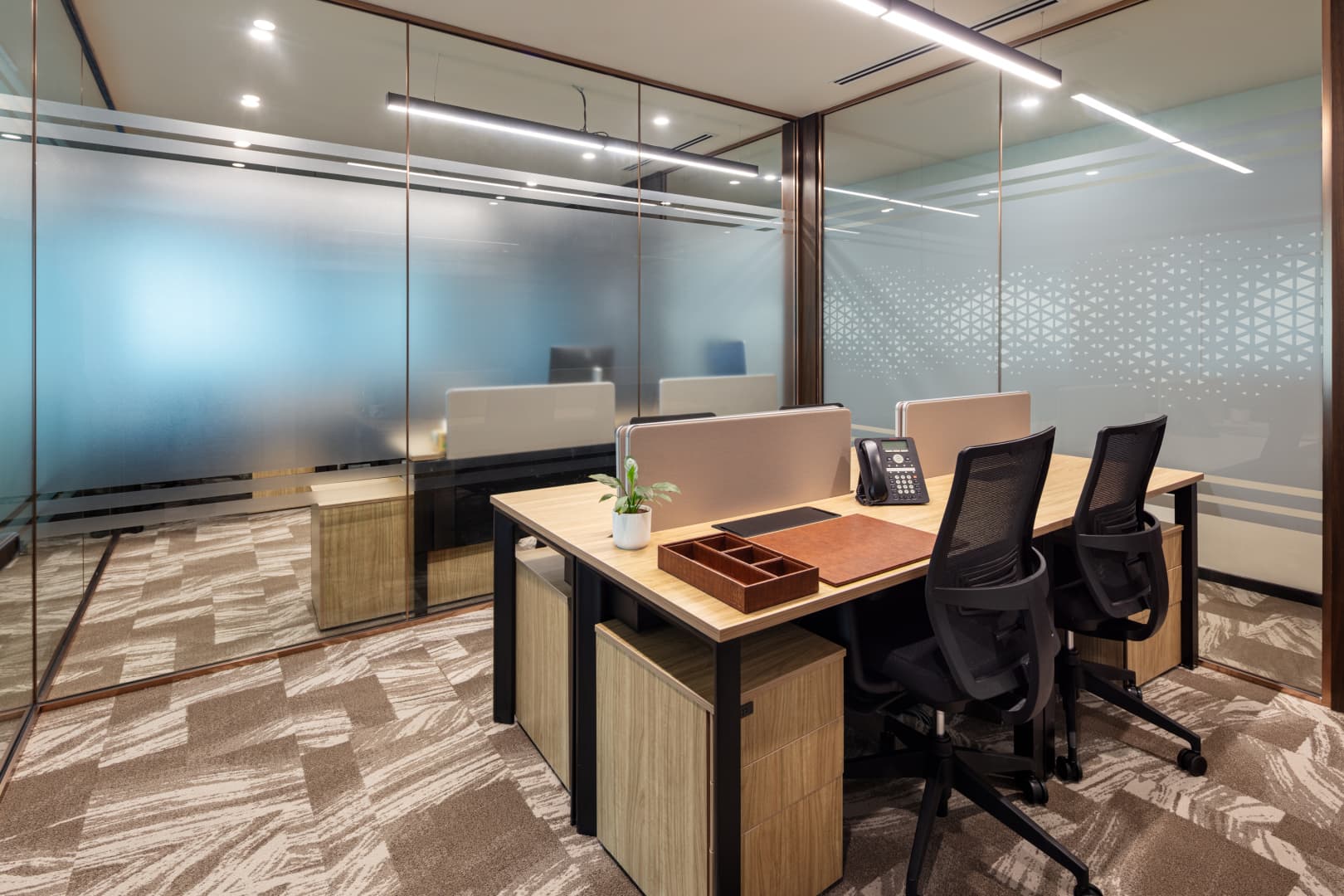 Desk – Corporatedge interior
