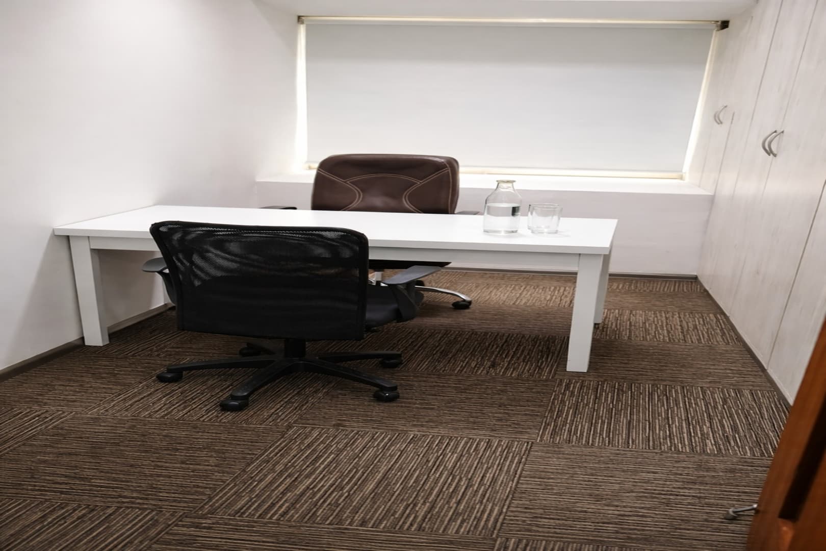 DA Business Centre Vasudev Chambers interior