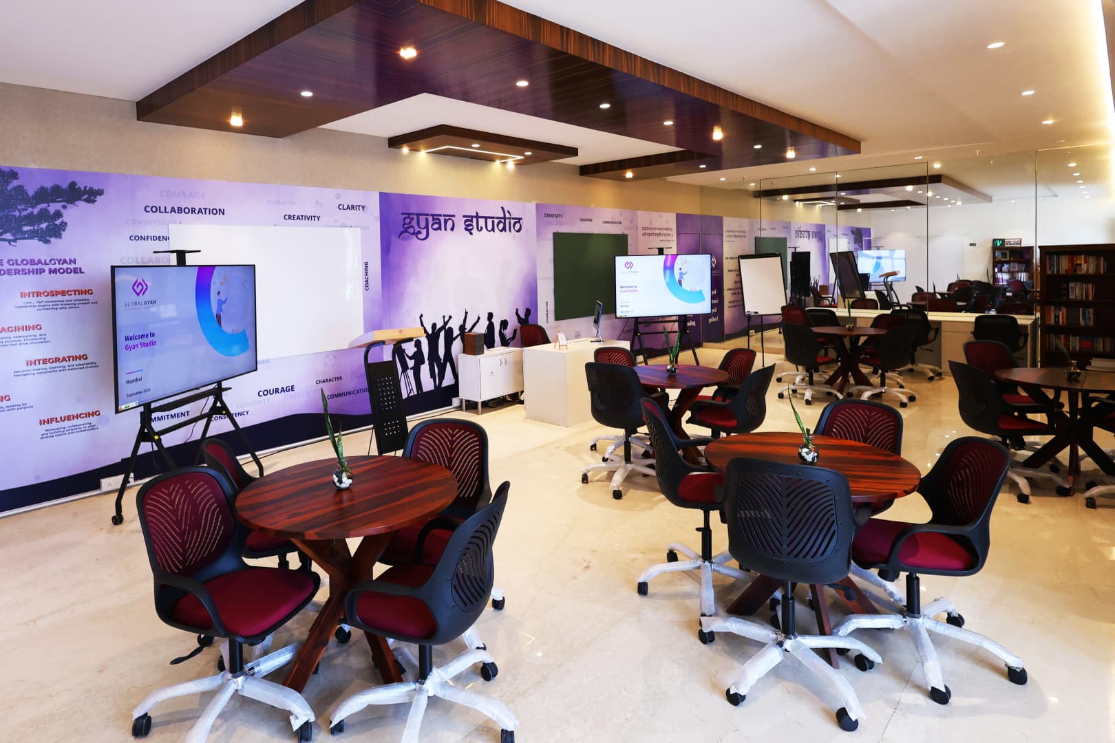 Gyan Studio meeting rooms in Prabhadevi, Mumbai