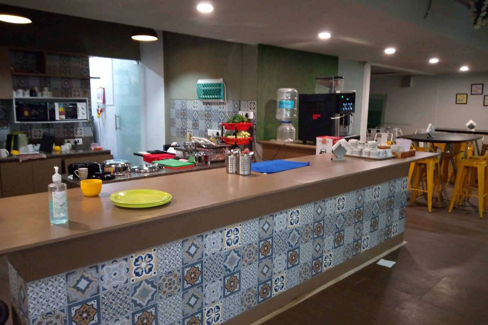 Incuspaze Hiranandani Lighthall Business Park interior