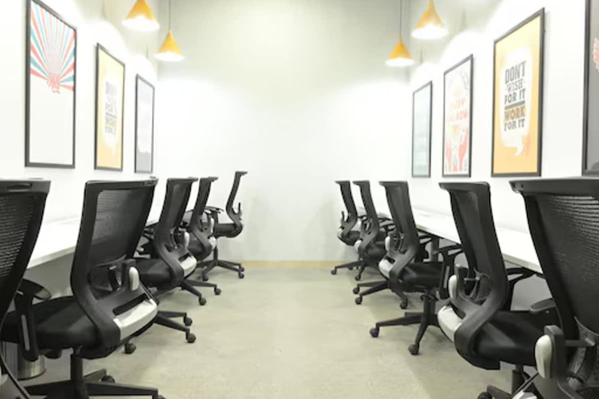 Innov8 interior