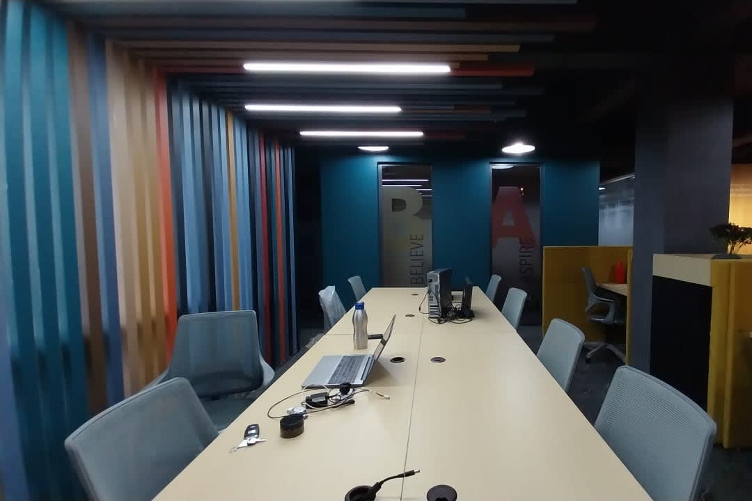 Desk – Monet Offices space