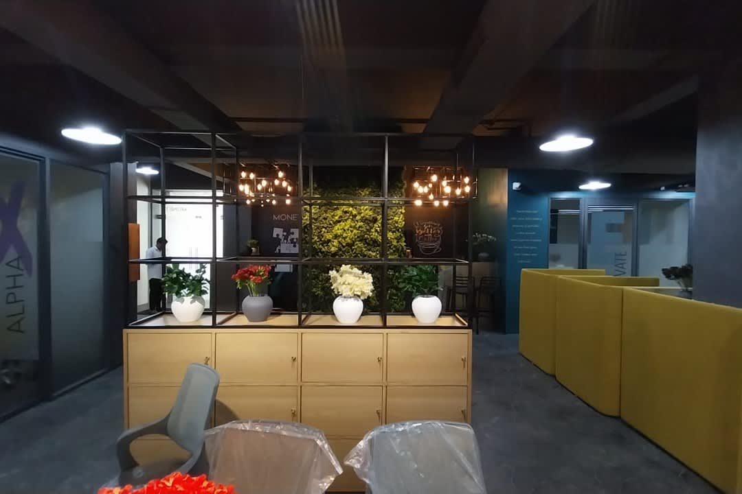 Desk – Monet Offices workspace