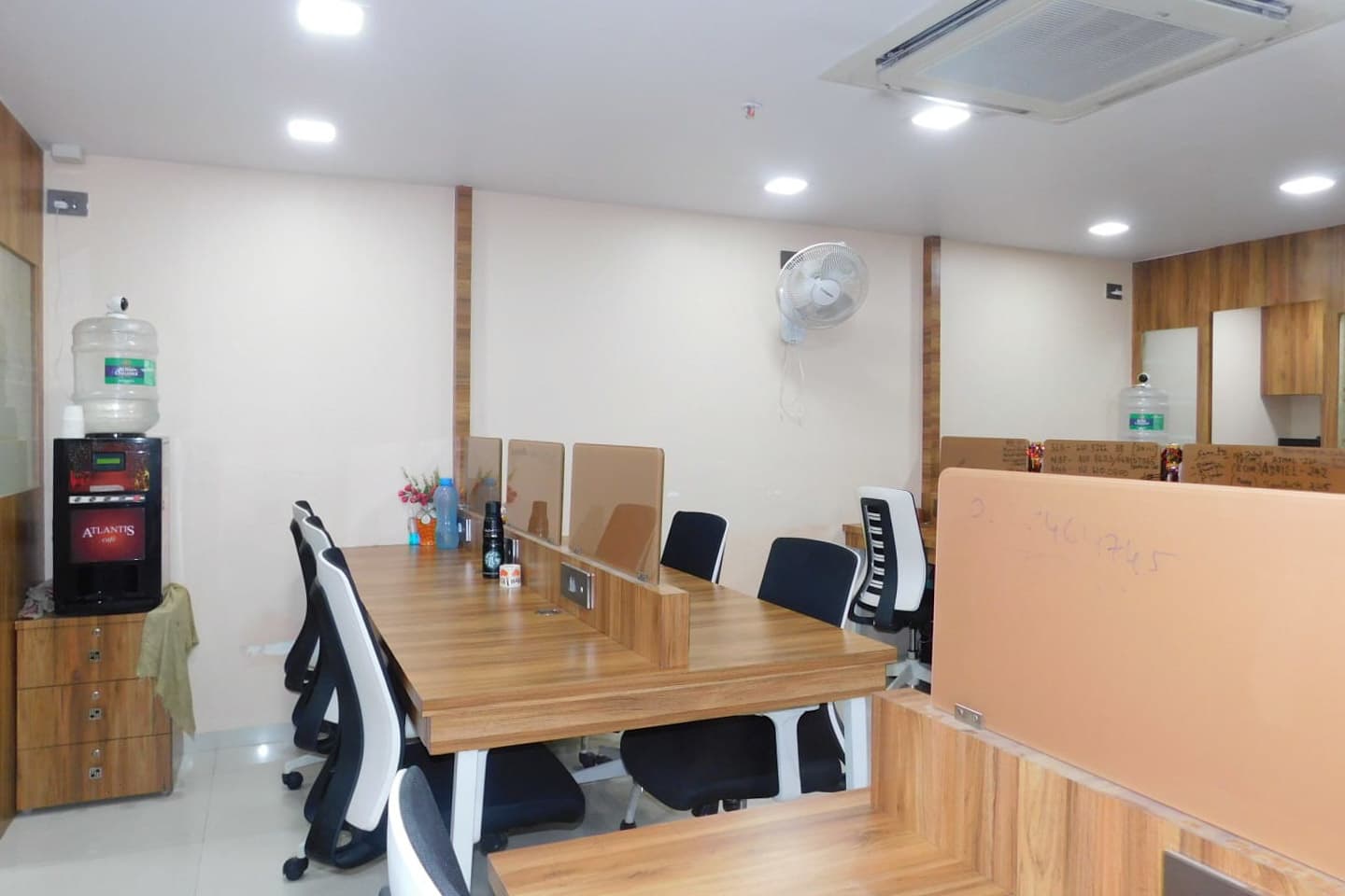 My Desk Techno IT Park space