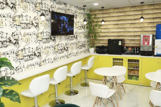 Rainbow Coworks workspace