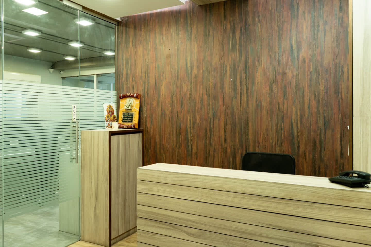 Private Cabins - 6 seater