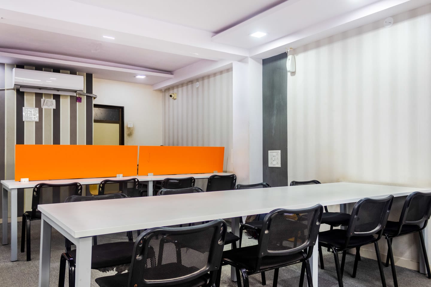 Spacyes Modi House interior