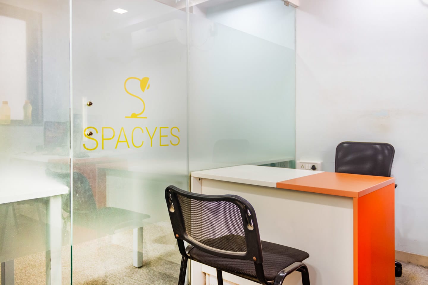 Spacyes Modi House space