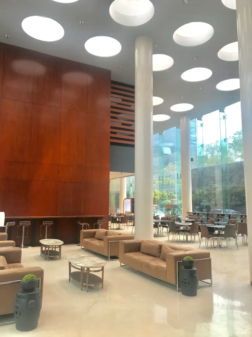 Star Hub interior