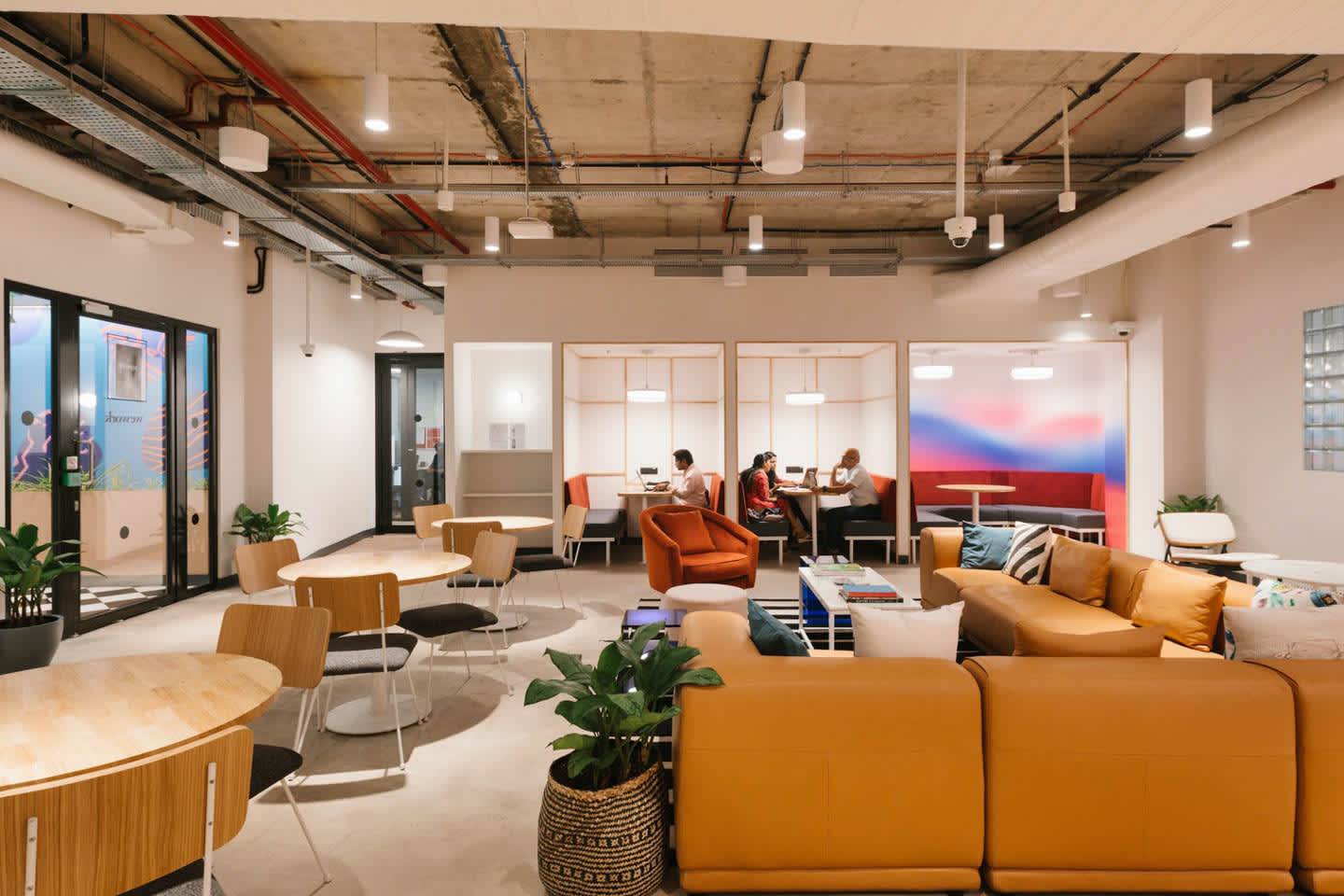 Desk – WeWork interior