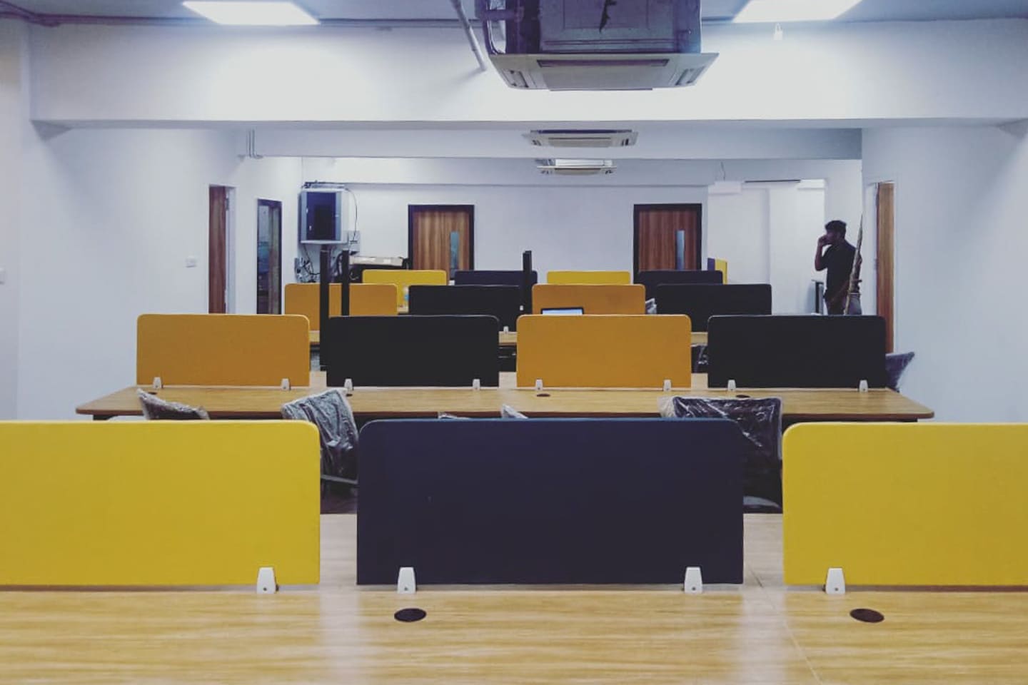 Work Square Gandhi Tower, Kalyan workspace