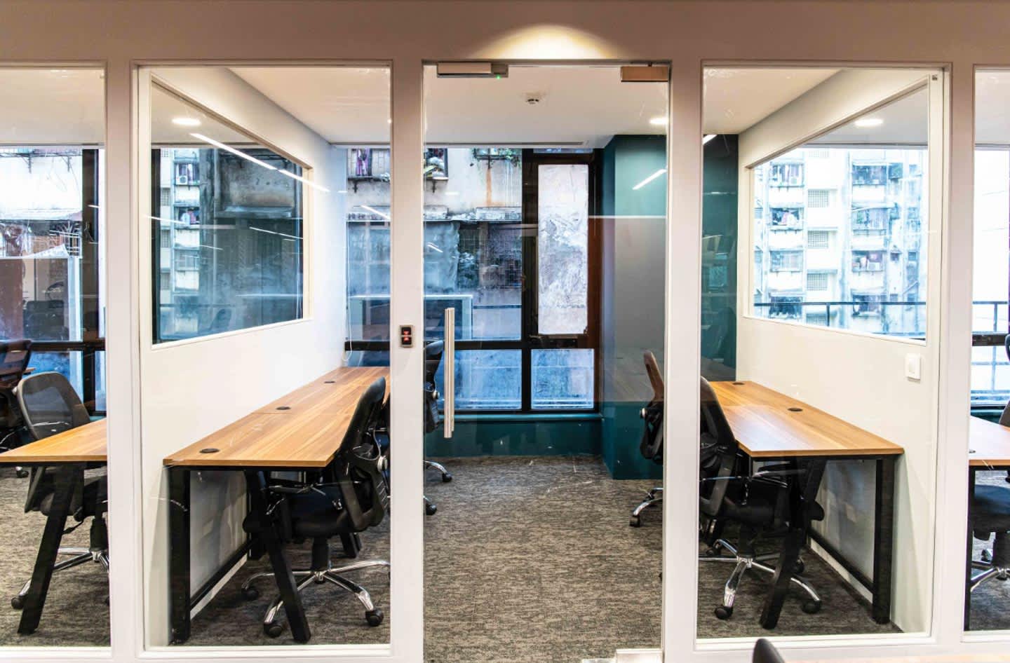 YesssWorks Ackruti Softech Park workspace